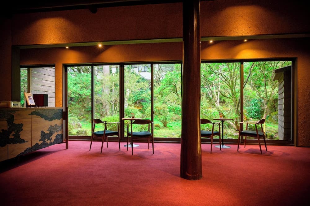 Lobi dinlenme salonu