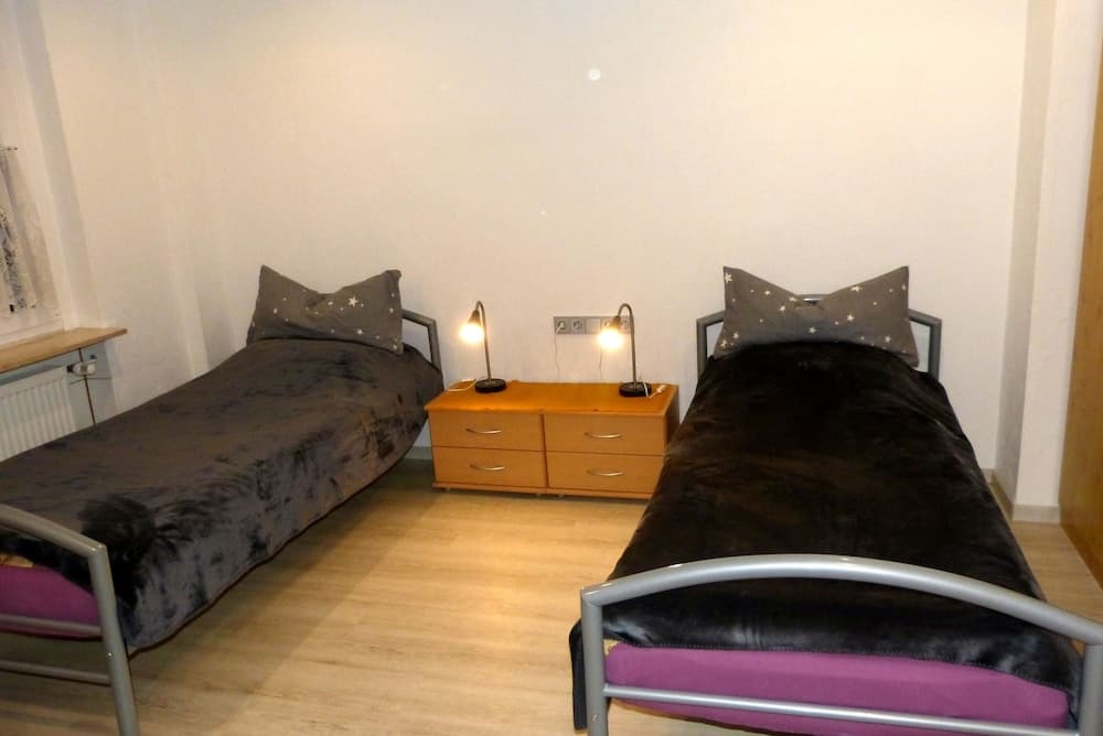 Messe-Zimmer TuS-Treff 2