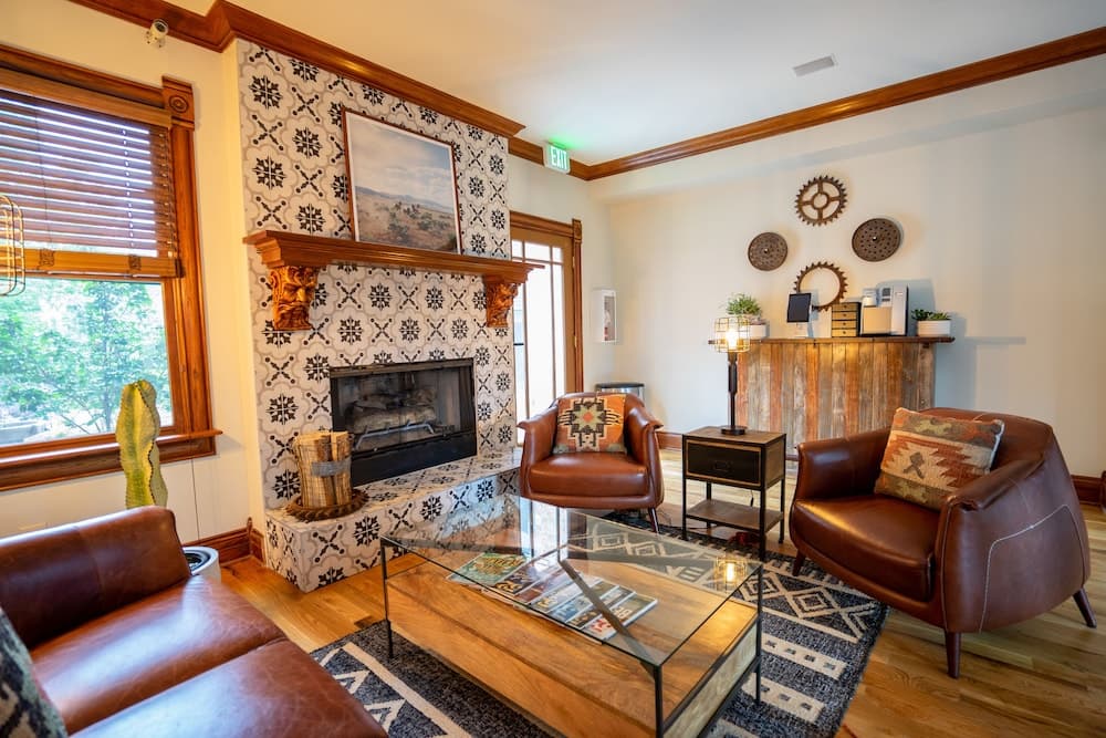 Lobi dinlenme salonu