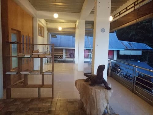 Bajo Sunset Hostel