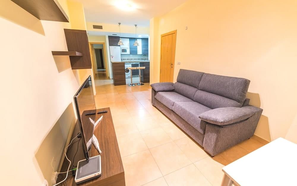 Calle Cuesta | 6  Pax | Second Line | 2331-AW