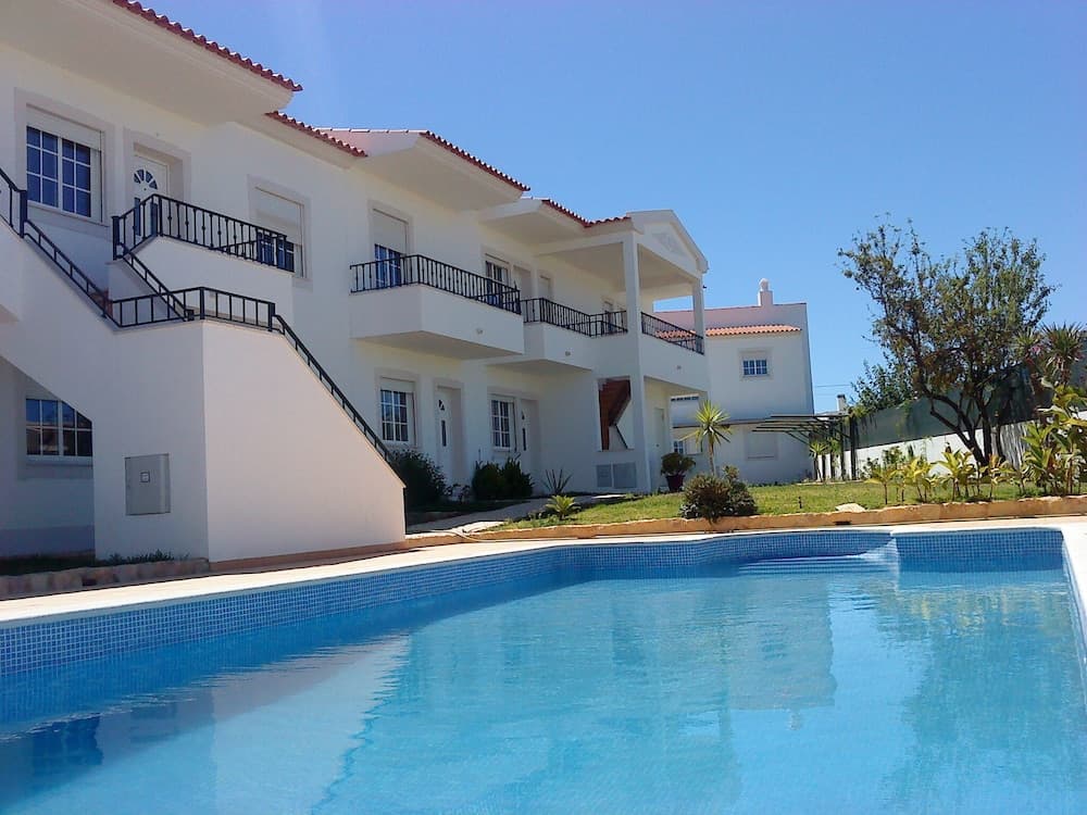 Deluxe Apartment with 2 Rooms H - 2 Br apts