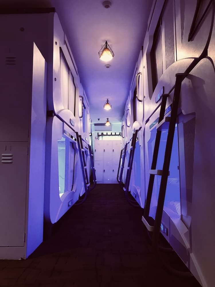 Atlantis Pods at Chinatown