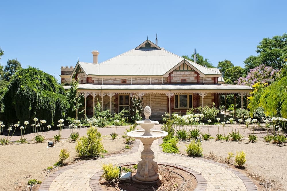 Cockburn House