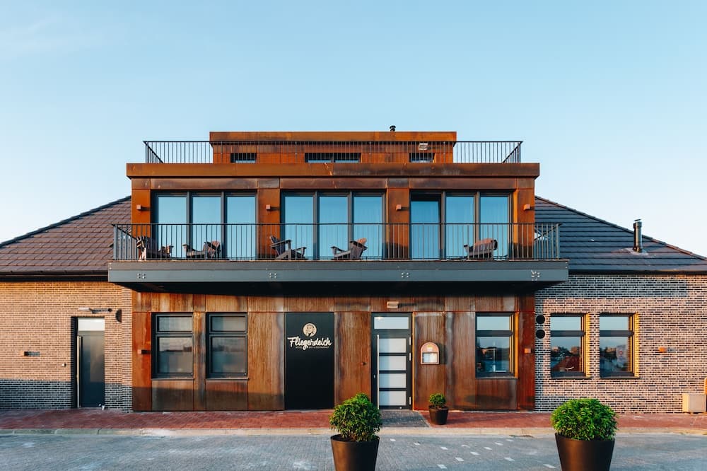 Konaklama yerinin ön cephesi