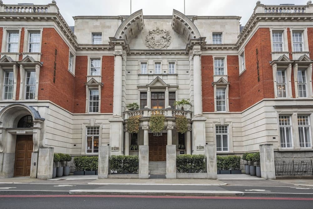 The Dixon, Autograph Collection