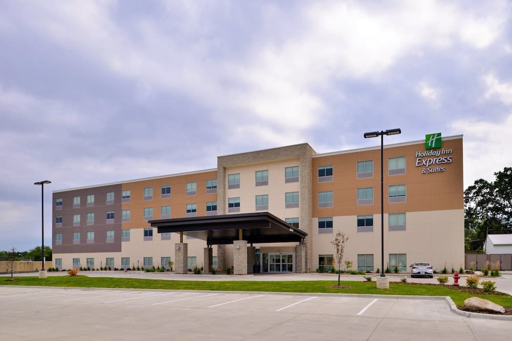 Holiday Inn Express And Suites Ottumwa by IHG