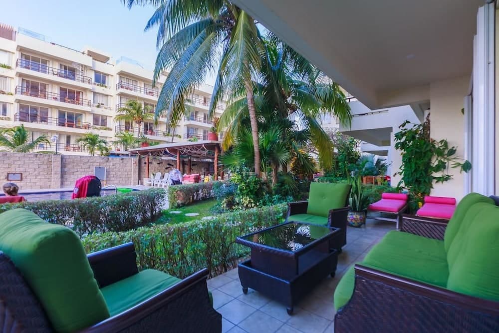 Ixchel - Ground Floor One Bedroom Suite 2108