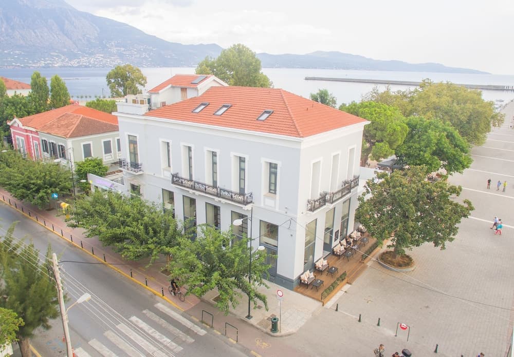 Panellinion Luxury Rooms