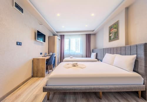 Evim Hotel