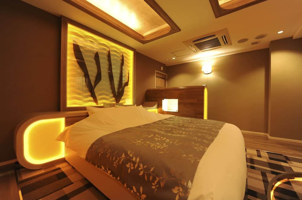 HOTEL IRIS - Adult Only
