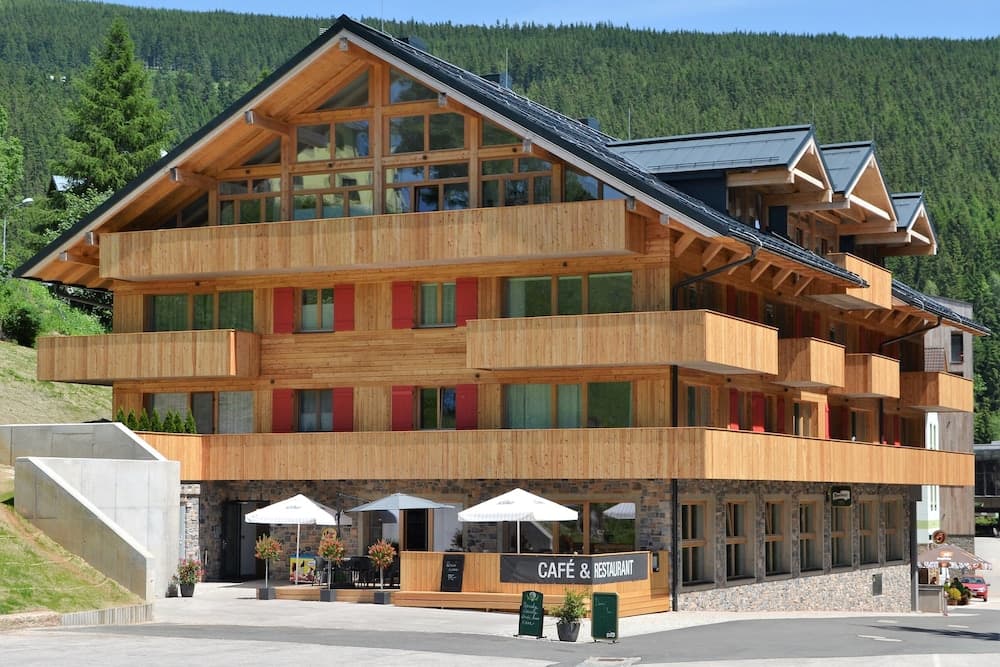 Residence Post