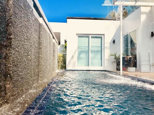 Skylight Villa B-01