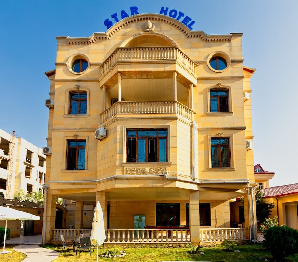 Star Hotel