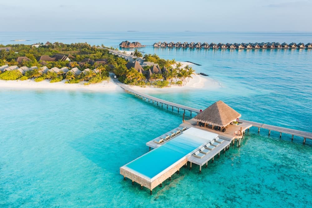 Heritance Aarah - Premium All Inclusive - 40 Minutes away from Male by Seaplane