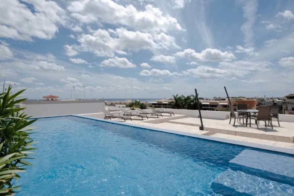 Infinito 205 by Praia