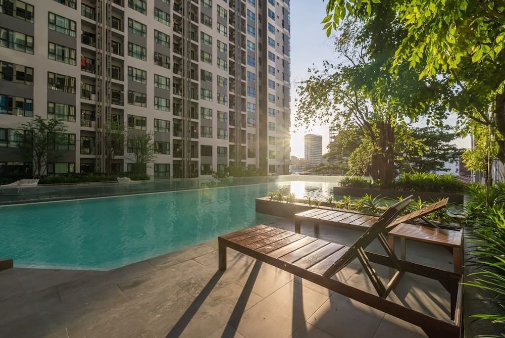 The Base Condo Pattaya by Supee