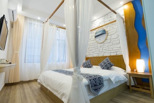 Jiesu Renwen Guest House
