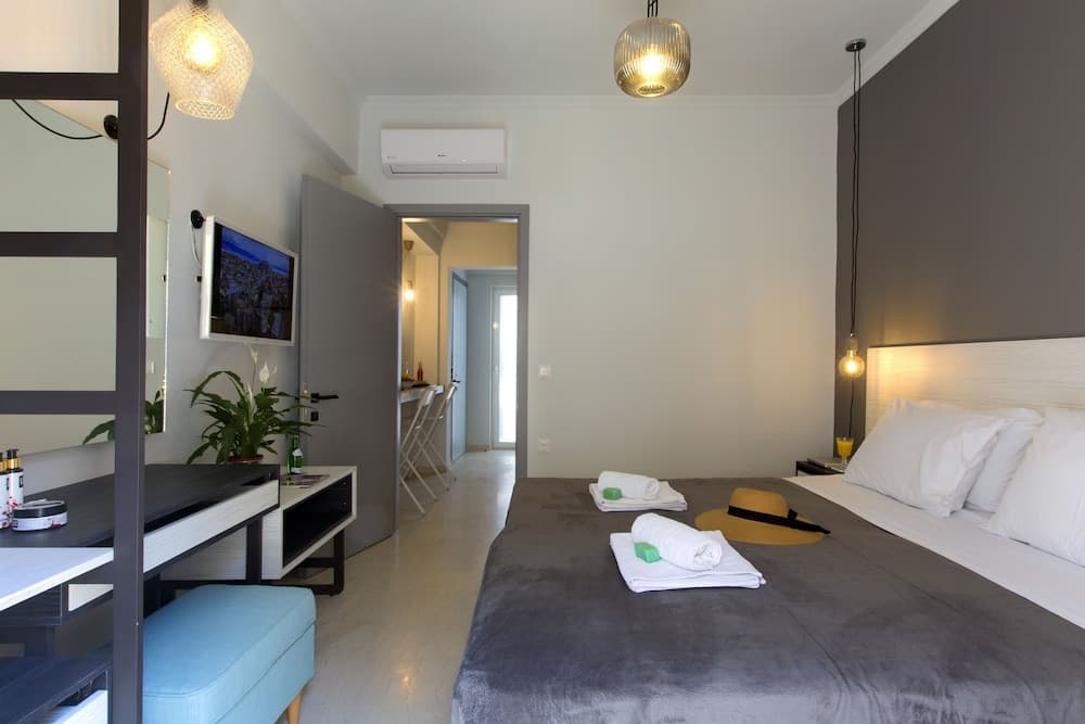 ANNUNZIATA URBAN SUITES by LOC HOSPITALITY