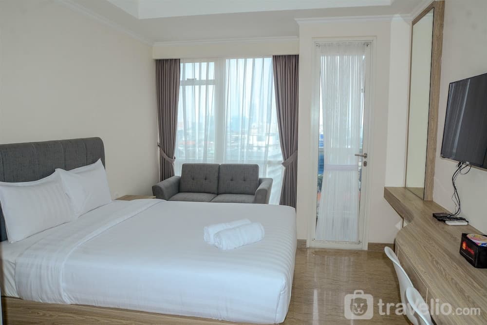 Elegant Studio Apartment @ Menteng Park