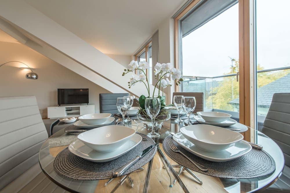 Hampden Apartments - The Victoria