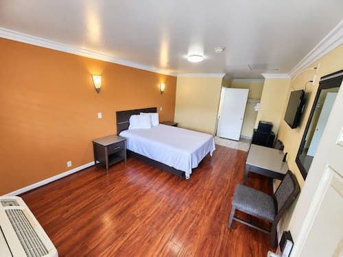 Covina Motel
