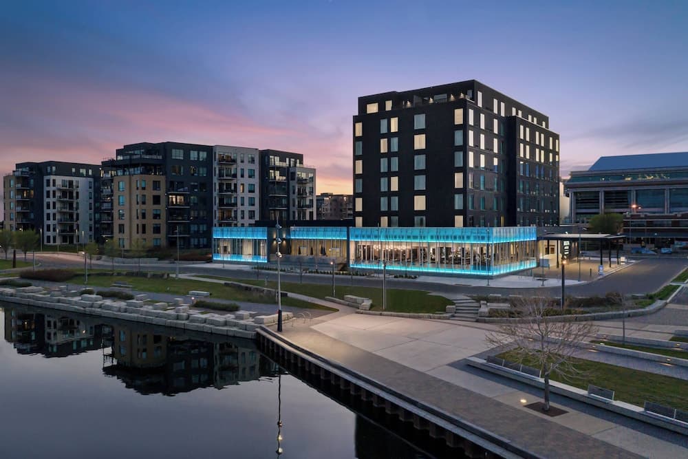 Delta Hotels by Marriott Thunder Bay