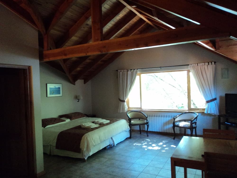 Las Golondrinas - UF 319