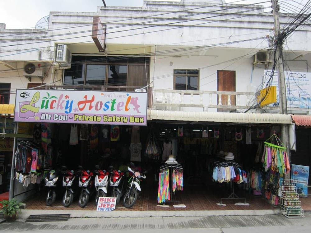 Lucky Homestay - Hostel