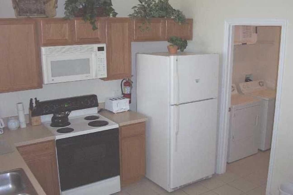 Ov3874 - Four Corners - 4 Bed 3 Baths Townhome