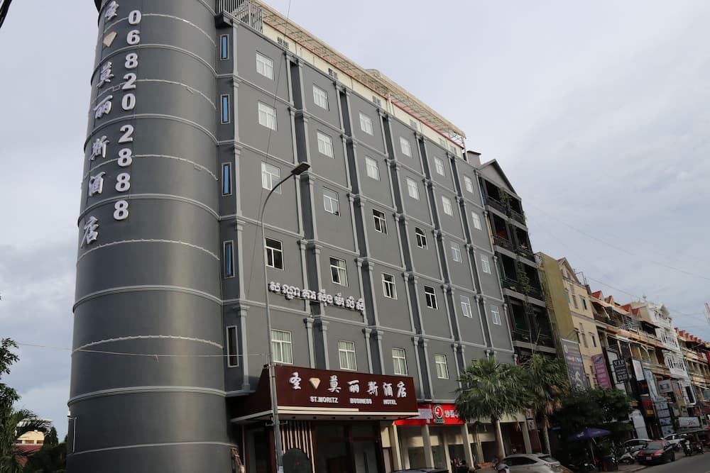 St. Moritz Business Hotel