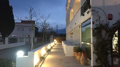 Casa Del Mar Hotel