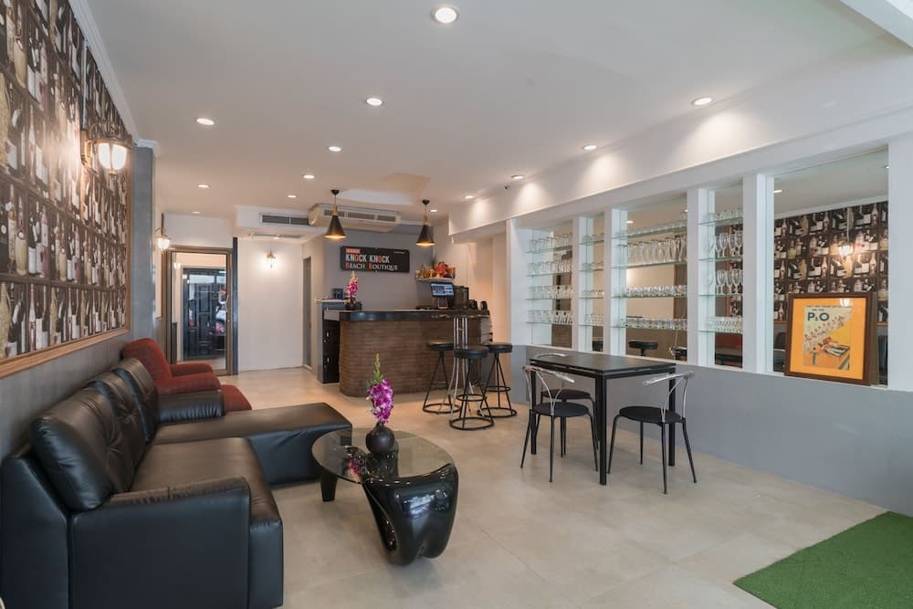 Knock Knock Beach Boutique