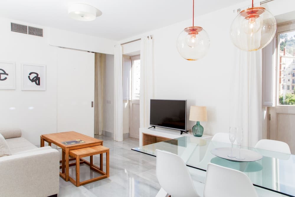 Domopolitan Alcazabilla 15