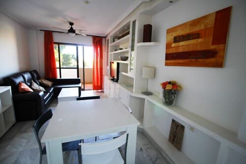 Corintio 4º C - Apartamento a 400m de la playa