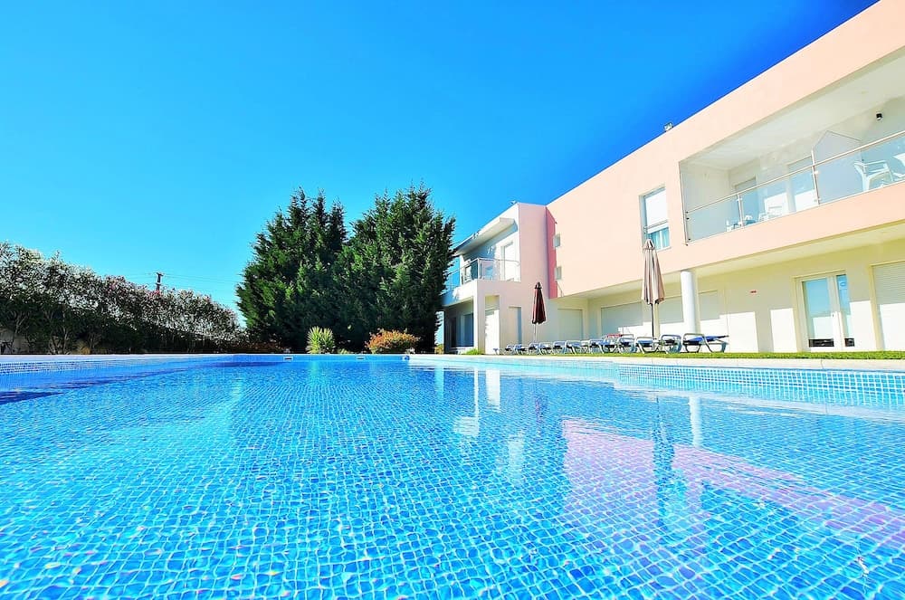 HILLTOP OASIS - Lisboa Oeiras