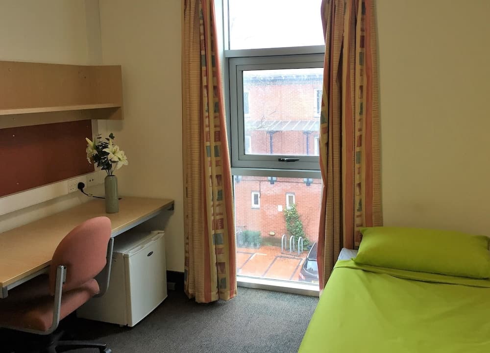 Davies Court - Hostel