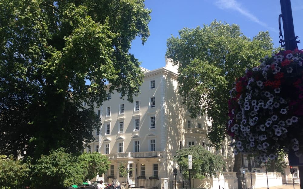 Konaklama yerinin ön cephesi