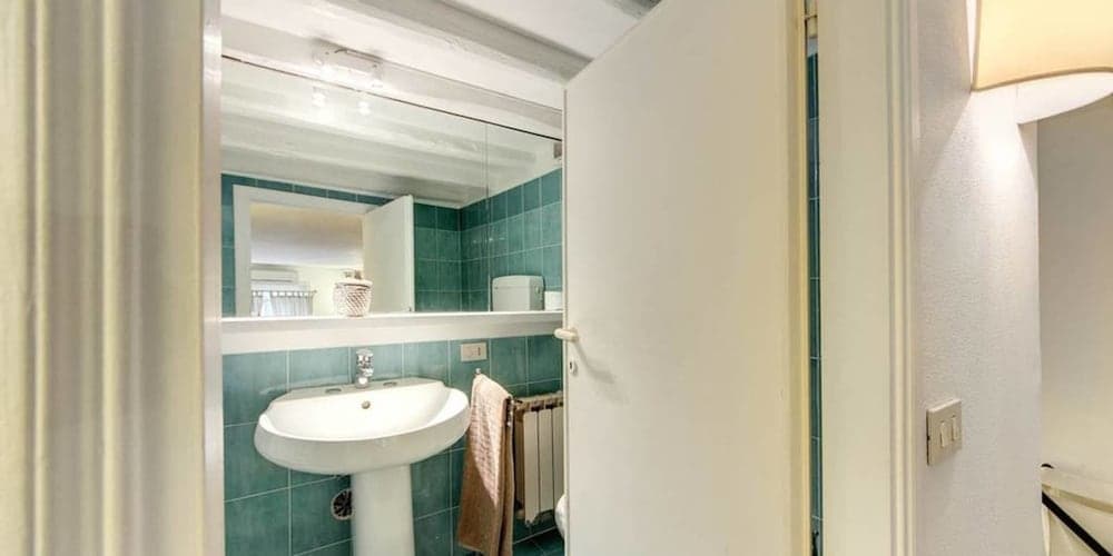 Banyo lavabosu