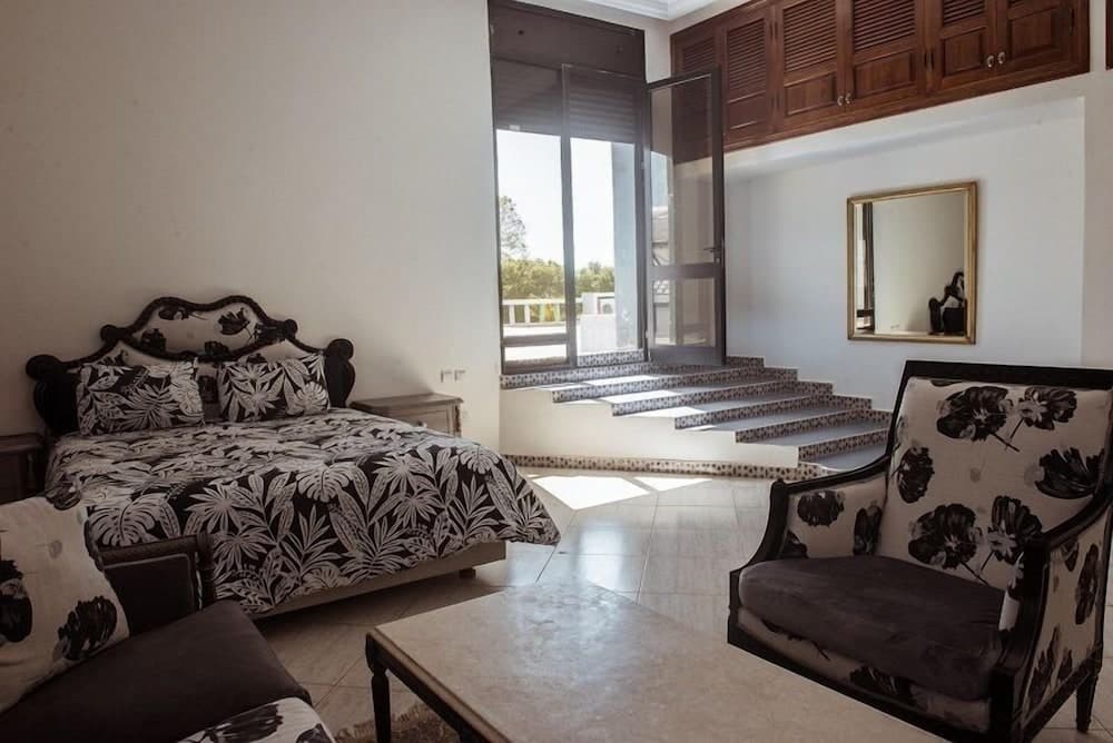 Regency Park and Suites