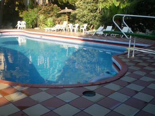 Apartamentos El Oasis