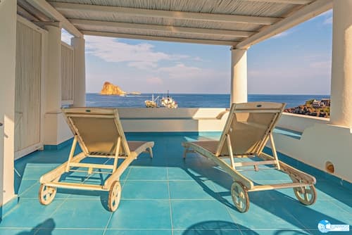 Hotel Eunymos - Trattoria Da Francesco Panarea