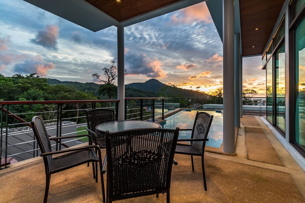 Kamala Seaview Villa by Lofty