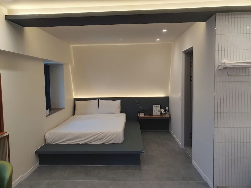Jeongdongjin Motel