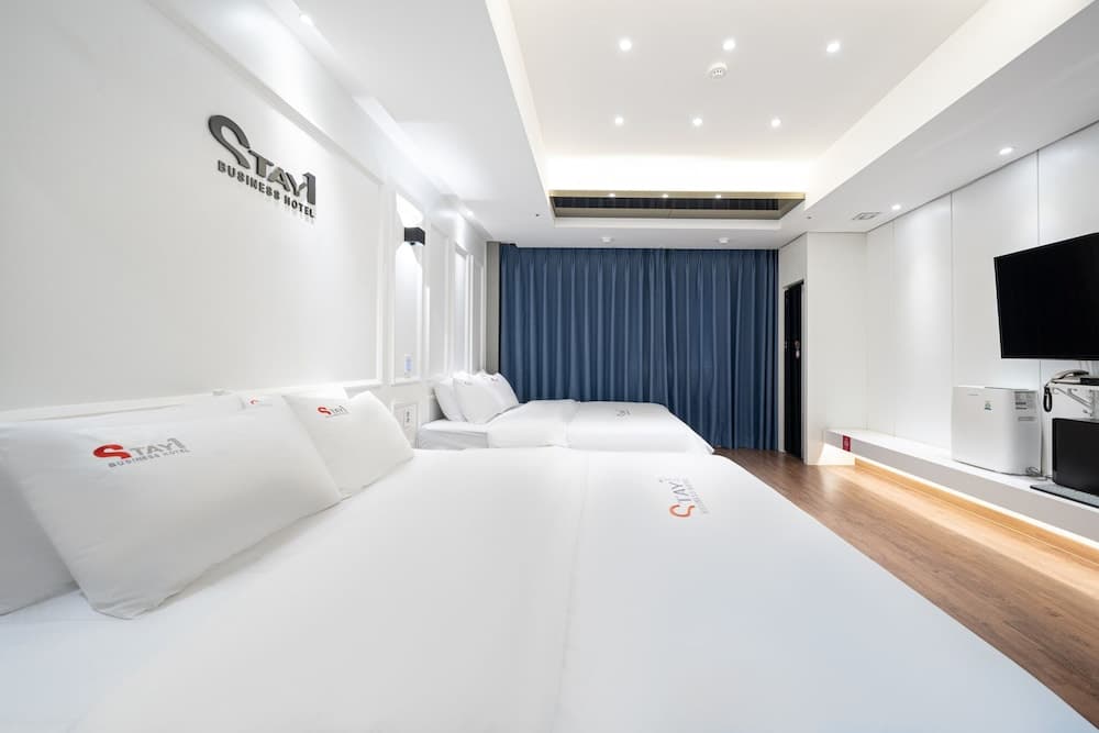 Stay Hotel