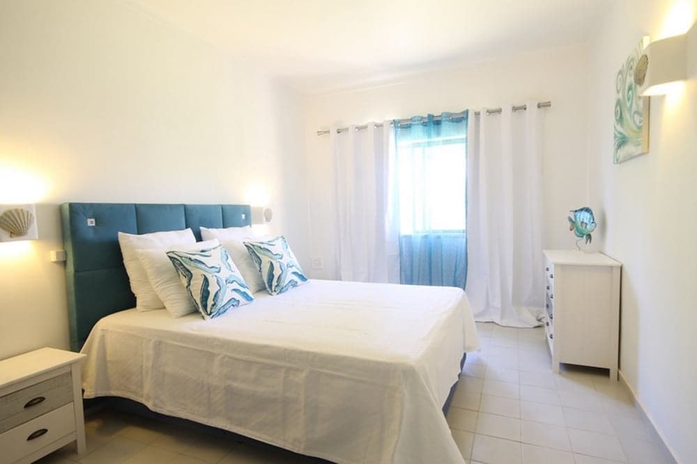13 Quinta Nova Apartment