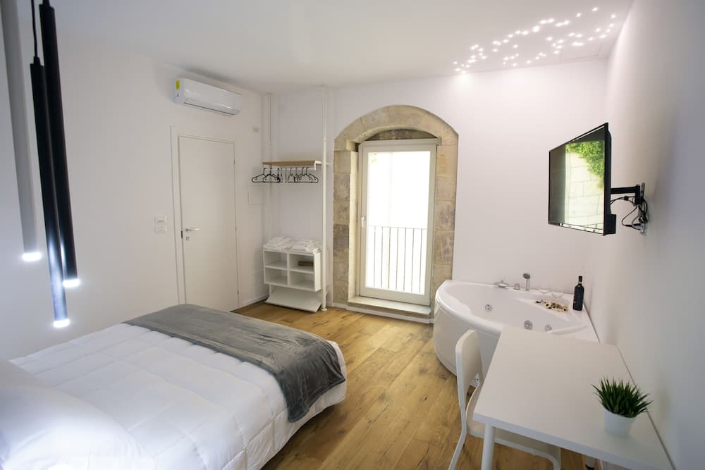 Reusuite Authentic Sicilian Hospitality