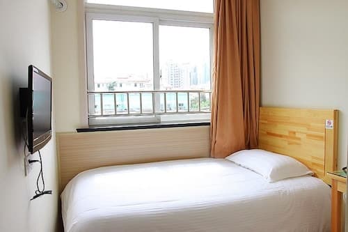 Haishang Xiaowo Oriental Pearl Branch