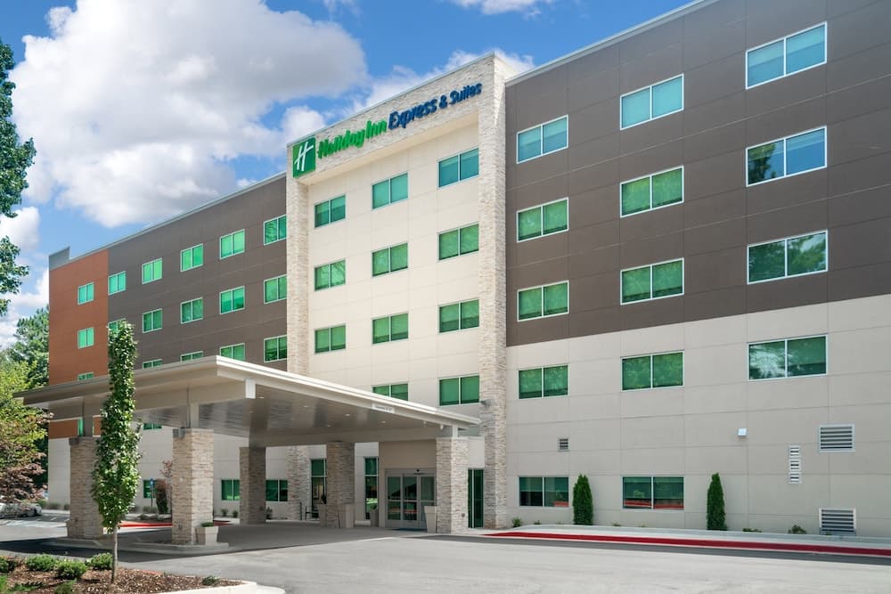 Holiday Inn Express & Suites Atlanta Airport NE - Hapeville  by IHG