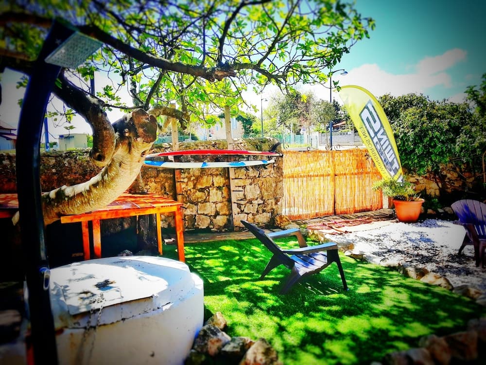 SURFtoLIVE House - Hostel